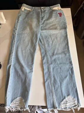 SJYP Light Wash Women's Straight-Leg Jeans with Distressed Hem